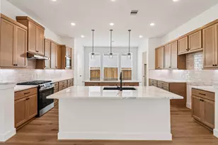 9729 Roaring River Falls Ln, Porter, TX 77365 - Photo 4