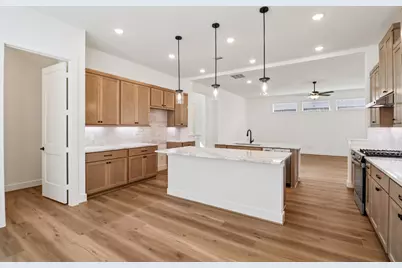 9729 Roaring River Falls Lane, Porter, TX 77365 - Photo 6