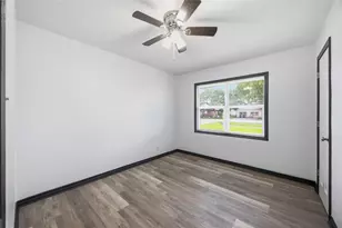 9723 Oldcrest Dr, Stafford, TX 77477 - Photo 14