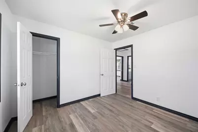 9723 Oldcrest Drive, Stafford, TX 77477 - Photo 16