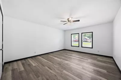 9723 Oldcrest Drive, Stafford, TX 77477 - Photo 24