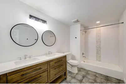 5906 Hilary Street, Houston, TX 77026 - Photo 36