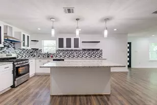 5906 Hilary St, Houston, TX 77026 - Photo 1