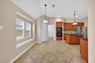 14326 Manorbier Ln, Sugar Land, TX 77498 - Photo 10