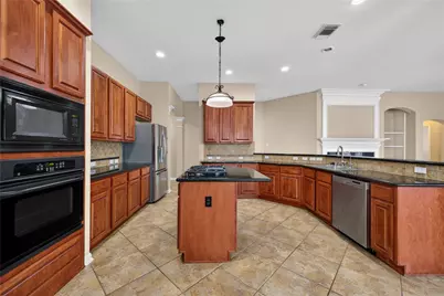 14326 Manorbier Lane, Sugar Land, TX 77498 - Photo 8