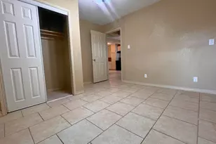 2000 Avenue M, Bay City, TX 77414 - Photo 6