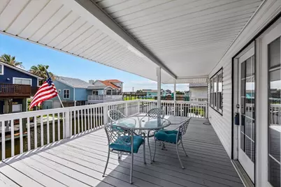 4306 Spanish Main, Jamaica Beach, TX 77554 - Photo 4