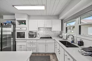 4306 Spanish Main, Jamaica Beach, TX 77554 - Photo 18