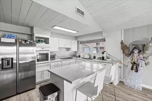 4306 Spanish Main, Jamaica Beach, TX 77554 - Photo 16