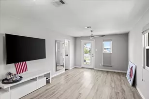 4306 Spanish Main, Jamaica Beach, TX 77554 - Photo 22
