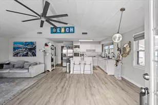 4306 Spanish Main, Jamaica Beach, TX 77554 - Photo 8