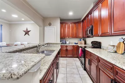 2906 Virginia Avenue, League City, TX 77573 - Photo 10