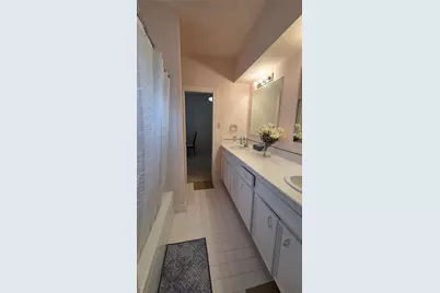 8023 Glen Dell Court, Houston, TX 77061 - Photo 20