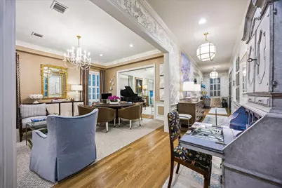 19 E Briar Hollow Lane, Houston, TX 77027 - Photo 8