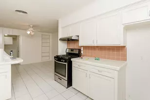 9753 Tappenbeck Dr, Houston, TX 77055 - Photo 30