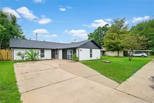5703 De Milo Dr, Houston, TX 77092 - Photo 2