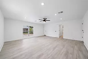 5703 De Milo Dr, Houston, TX 77092 - Photo 24