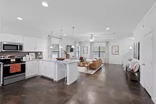 12710-101 Englemann Drive, San Antonio, TX 78249 - Photo 16