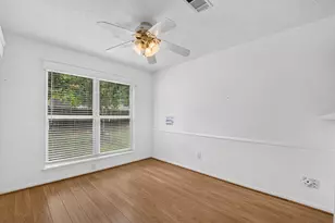 14946 Spring Lake Dr, Houston, TX 77070 - Photo 10