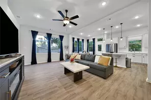 104 Red Cascade Ct, Conroe, TX 77318 - Photo 4