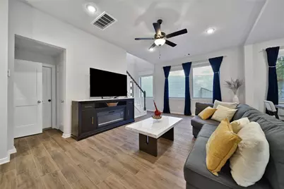 104 Red Cascade Court, Conroe, TX 77318 - Photo 14