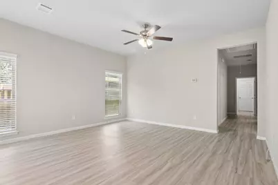24723 Teton Hollow Trail, Houston, TX 77336 - Photo 10
