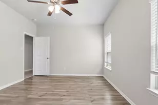 24723 Teton Holw Trl, Houston, TX 77336 - Photo 14