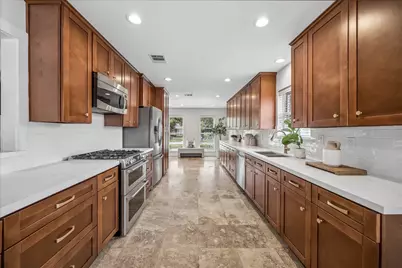 10706 Sugar Hill Drive, Houston, TX 77042 - Photo 12