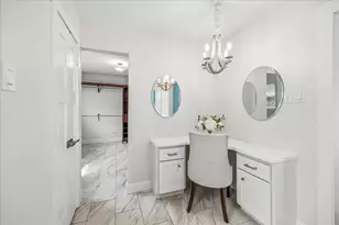 10706 Sugar Hill Dr, Houston, TX 77042 - Photo 14