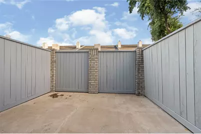 332 Wilcrest Drive #332, Houston, TX 77042 - Photo 6