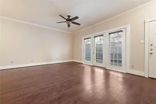 332 Wilcrest Dr, Houston, TX 77042 - Photo 10