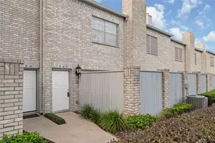 332 Wilcrest Dr, Houston, TX 77042 - Photo 2
