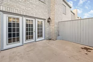 332 Wilcrest Dr, Houston, TX 77042 - Photo 4