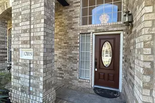 12019 Flamingo Lakes Ct, Houston, TX 77065 - Photo 4