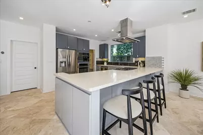 427 W 27th Street, Houston, TX 77008 - Photo 8