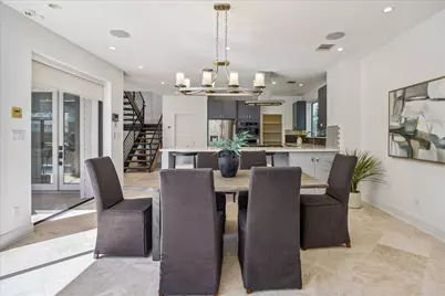 427 W 27th Street, Houston, TX 77008 - Photo 6