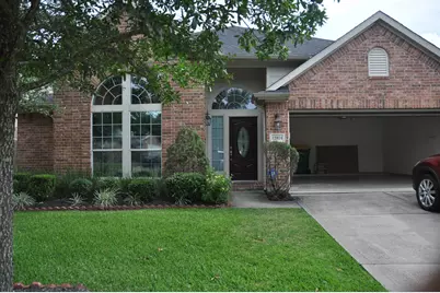 12814 Quail Creek Drive, Pearland, TX 77584 - Photo 2