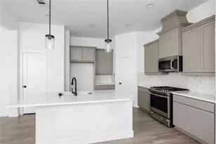 12946 Rio Mariano Ln, Cypress, TX 77433 - Photo 8