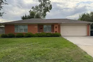 1805 Wycliffe Dr, Houston, TX 77043 - Photo 1