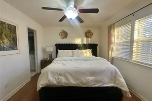 5329 Pagewood Ln, Houston, TX 77056 - Photo 10