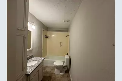 309 Houston Street, Tomball, TX 77375 - Photo 4