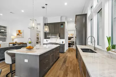 3020 Lake Street, Houston, TX 77098 - Photo 12