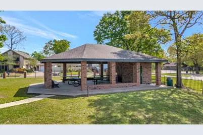 714 Crestwood Drive, El Lago, TX 77586 - Photo 48