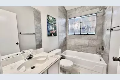 8 N Greenbud Court, The Woodlands, TX 77380 - Photo 16