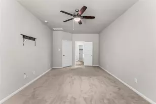 4362 McGregor Blf Ln, Conroe, TX 77304 - Photo 12
