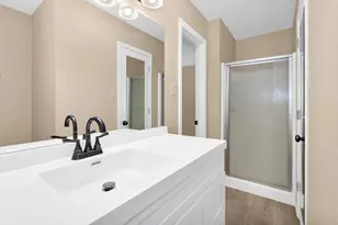 1915 E Lake Dr, Huntsville, TX 77340 - Photo 38