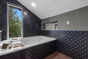 5041 Nina Lee Ln, Houston, TX 77092 - Photo 28