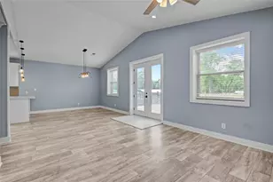 16947 Pioneer Trail, Conroe, TX 77302 - Photo 6