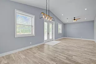 16947 Pioneer Trail, Conroe, TX 77302 - Photo 12