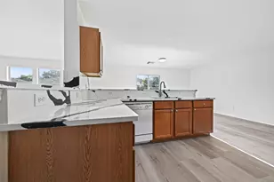 7703 Greenwood Point Dr, Cypress, TX 77433 - Photo 14
